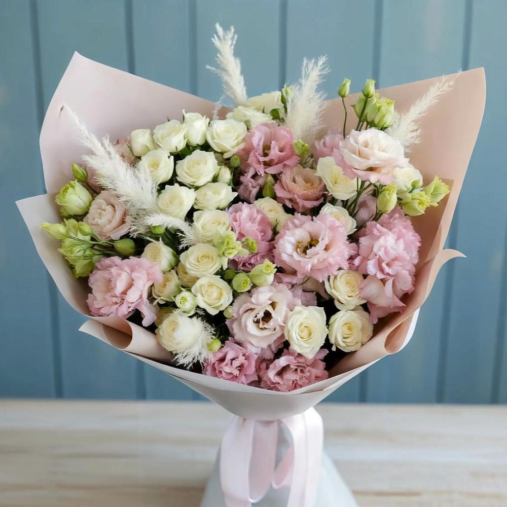 Букет цветов из: Альстромерии и Розы в Сернуре