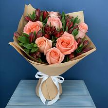Букет цветов из:  Розы и Альстромерии в Сернуре