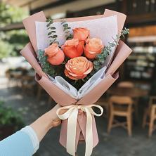 Букет цветов из:  Розы в Сернуре