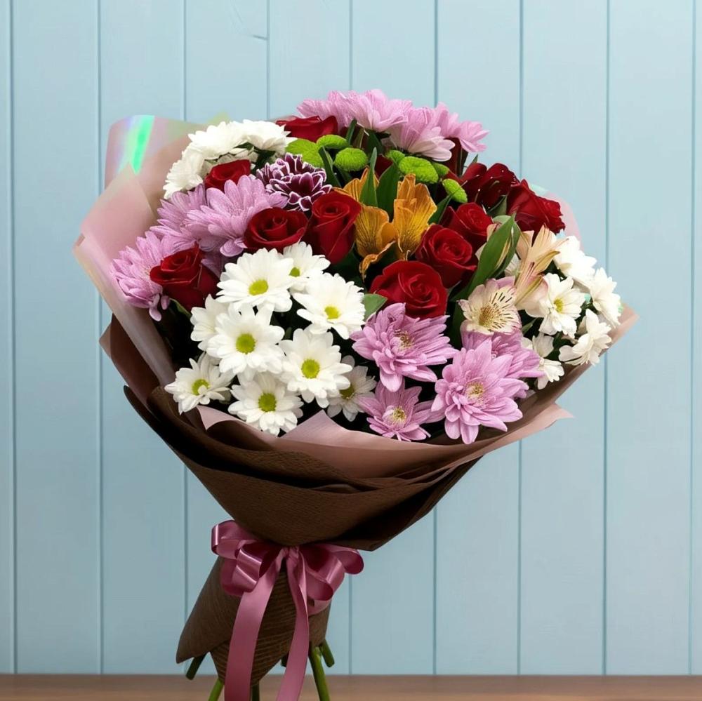 Букет цветов из: Розы, Хризантемы и Альстромерии в Сернуре