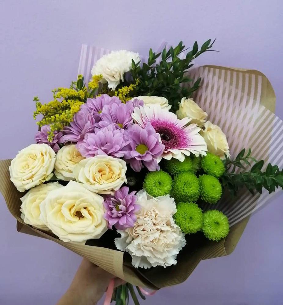 Букет цветов из: Хризантемы, Розы, Гвоздики и Герберы в Сернуре