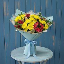 Букет цветов из:  Альстромерии и Хризантемы в Сернуре