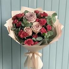 Букет цветов из:  Гвоздики и Розы в Сернуре