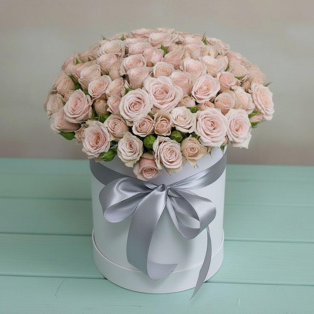 Цветочная композиция из Розы в шляпной коробке в Сернуре